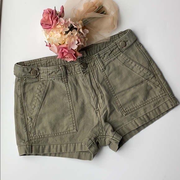 Abercrombie & Fitch Pants - 🌿Abercrombie and Fitch Olive Green Shorts